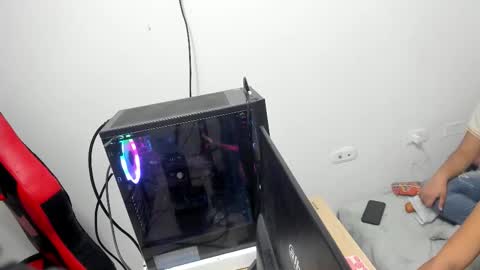 zyra_vox online show from 11/18/25, 02:43