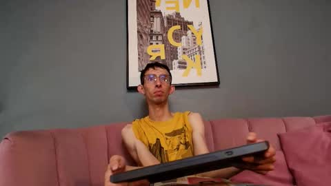 Zyro Nigth online show from 12/01/25, 07:30