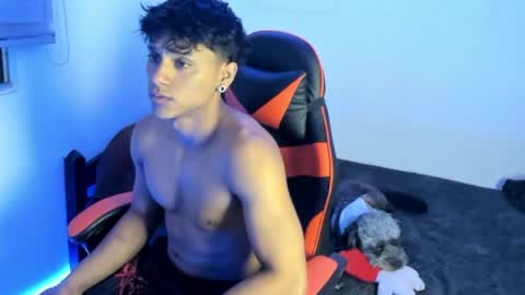 zyzz_1812 online show from 06/08/26, 02:34