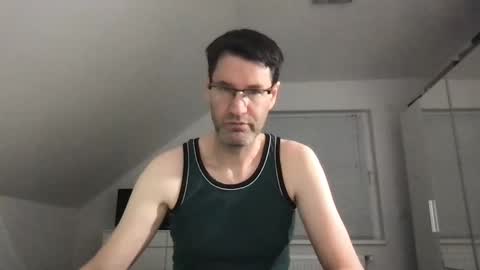 Snapshot of zzz123_cam chatting on 01/12/25, 03:25 zzz123_cam online show from 01/12/25, 03:25