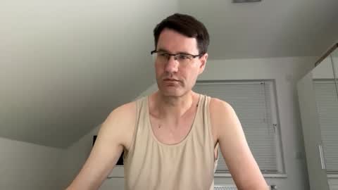 Snapshot of zzz123_cam chatting on 02/19/26, 10:17 zzz123_cam online show from 02/19/26, 10:17