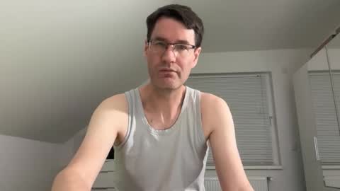 Snapshot of zzz123_cam chatting on 02/27/26, 10:43 zzz123_cam online show from 02/27/26, 10:43