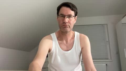 Snapshot of zzz123_cam chatting on 03/29/26, 08:31 zzz123_cam online show from 03/29/26, 08:31