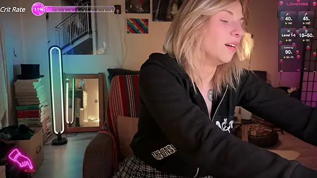 Snapshot of Mannarie_Madsinn chatting on 12/30/24, 12:43 Mannarie Madsinn online show from 12/30/24, 12:43