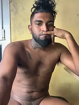 Snapshot of IviedWaster chatting on 02/08/25, 06:12 IviedWaster online show from 02/08/25, 06:12