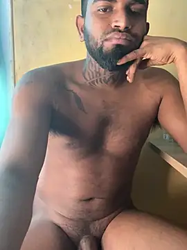 Snapshot of IviedWaster chatting on 02/15/25, 08:44 IviedWaster online show from 02/15/25, 08:44