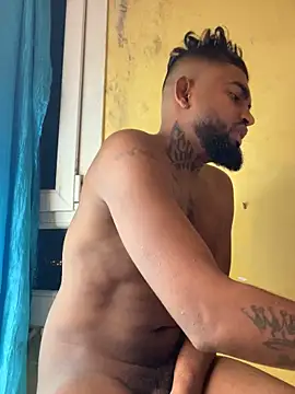 Snapshot of IviedWaster chatting on 03/22/25, 02:59 IviedWaster online show from 03/22/25, 02:59