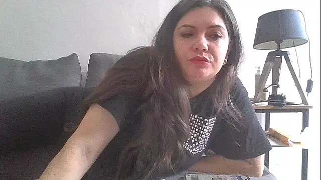 Squirtlady38 online show from 10/31/25, 09:43