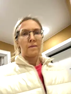 angelmommu online show from 11/01/25, 04:42