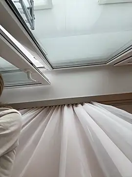 angelmommu online show from 04/01/26, 07:20