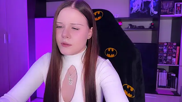 jasminevine online show from 04/13/26, 12:05