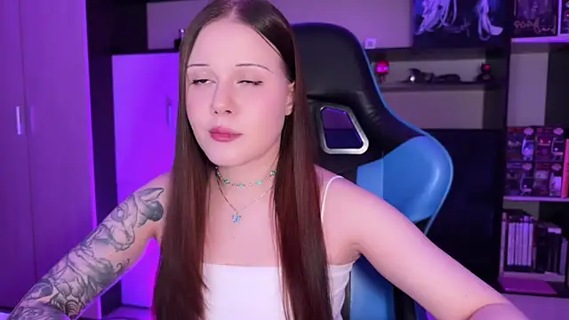 Snapshot of jasminevine chatting on 04/29/26, 11:33 jasminevine online show from 04/29/26, 11:33