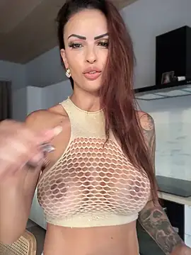 Helena Karel online show from 10/07/25, 10:23