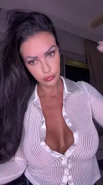 Snapshot of Helena_Karel chatting on 06/15/26, 03:14 Helena Karel online show from 06/15/26, 03:14