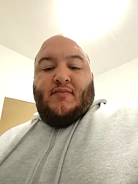 Snapshot of genderfluidco2 chatting on 11/05/25, 04:40 genderfluidco2 online show from 11/05/25, 04:40