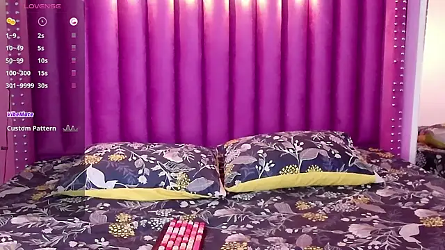 little kayla  online show from 09/10/25, 02:55