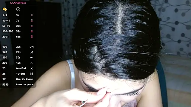 mia  lopez  online show from 12/10/24, 04:34