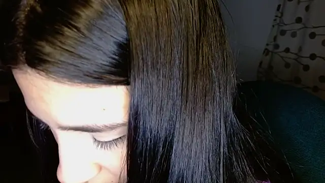 mia  lopez  online show from 01/03/25, 11:44