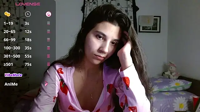 mia  lopez  online show from 01/28/25, 04:50