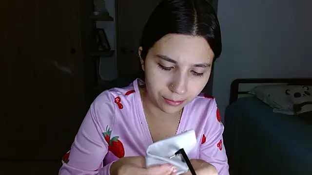 Snapshot of mia__lopez_ chatting on 02/07/26, 03:43 mia lopez online show from 02/07/26, 03:43