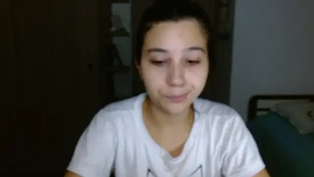 Snapshot of mia__lopez_ chatting on 02/18/26, 04:52 mia lopez online show from 02/18/26, 04:52