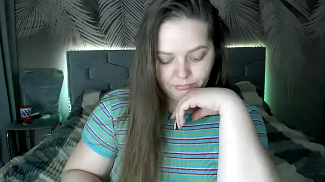 uliastar online show from 01/24/25, 10:00