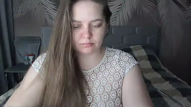 uliastar online show from 01/28/25, 07:22