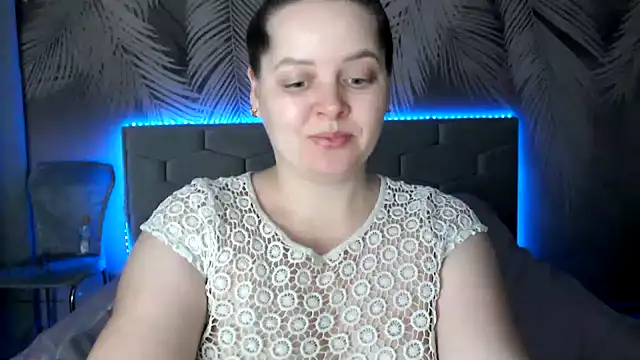 uliastar online show from 02/05/25, 07:07