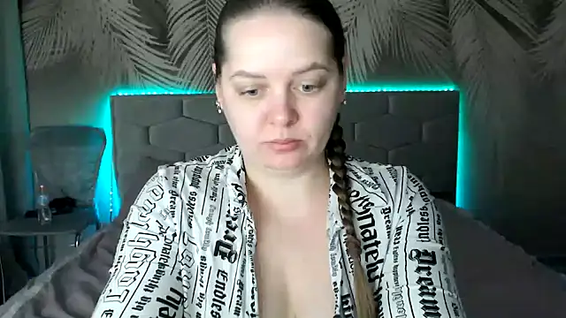 uliastar online show from 02/07/25, 05:41