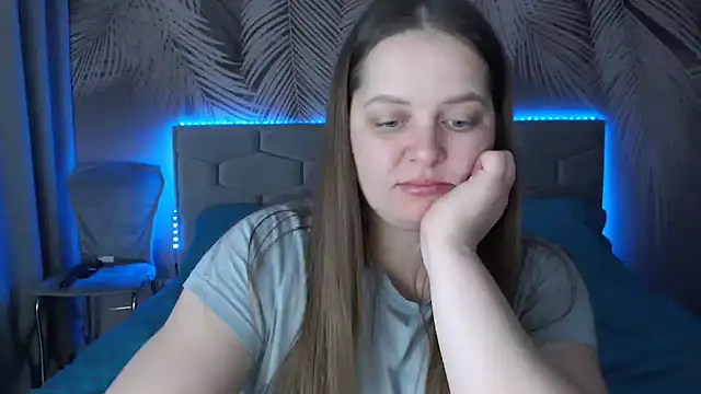 uliastar online show from 02/15/25, 07:06