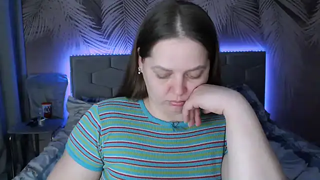 uliastar online show from 02/28/25, 04:10