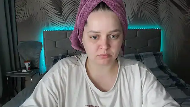 uliastar online show from 03/03/25, 03:53