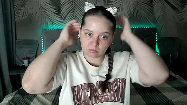 uliastar online show from 09/23/25, 06:38