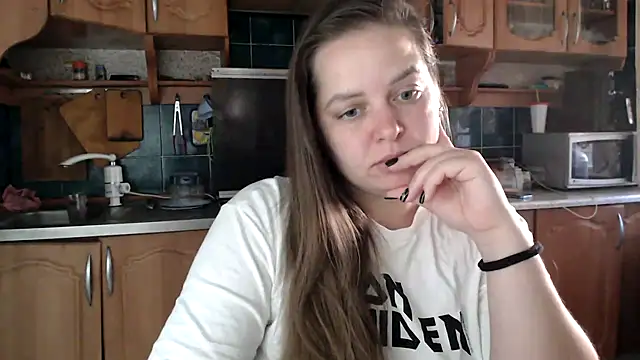 uliastar online show from 10/12/25, 05:17