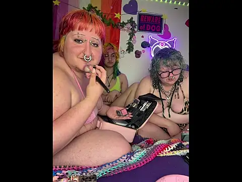 ivolustful online show from 04/10/26, 05:17