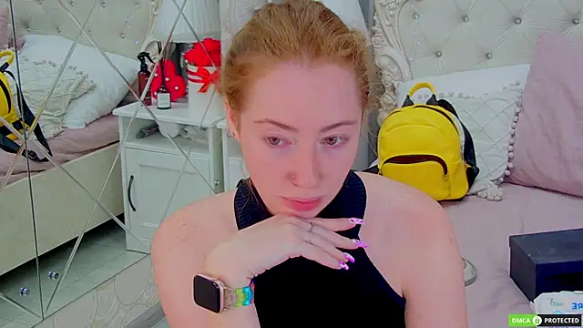 Snapshot of TinaBrook chatting on 09/24/25, 03:32 TinaBrook online show from 09/24/25, 03:32