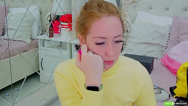Snapshot of TinaBrook chatting on 10/03/25, 03:47 TinaBrook online show from 10/03/25, 03:47