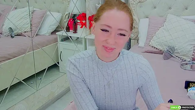 Snapshot of TinaBrook chatting on 10/10/25, 04:00 TinaBrook online show from 10/10/25, 04:00