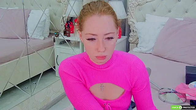 Snapshot of TinaBrook chatting on 10/14/25, 03:29 TinaBrook online show from 10/14/25, 03:29