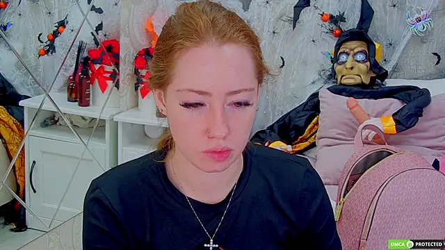 TinaBrook online show from 10/23/25, 04:01