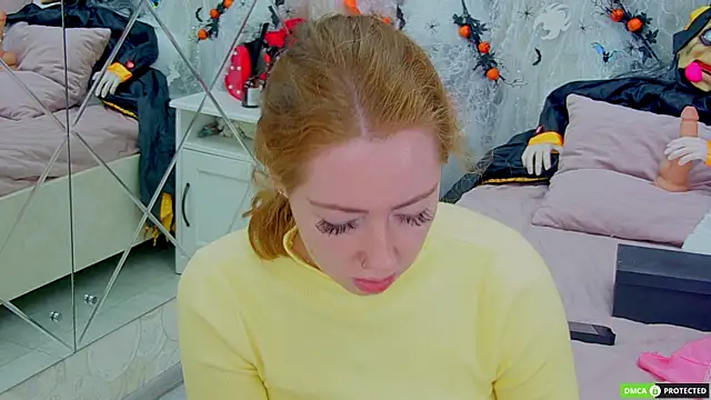 TinaBrook online show from 10/27/25, 03:43