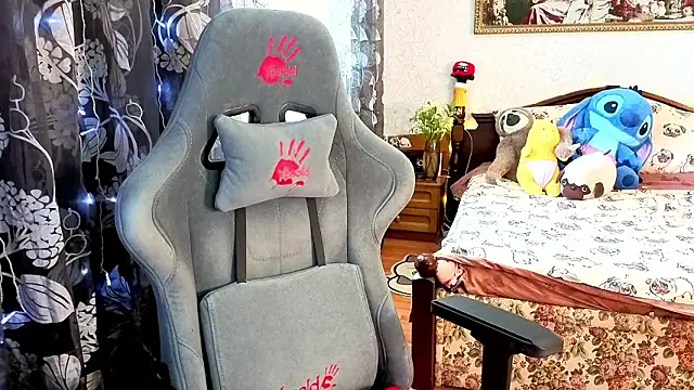 TinaBrook online show from 03/27/26, 05:13