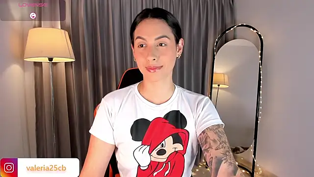 valeriia25  online show from 12/12/24, 11:03