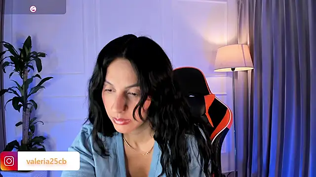 valeriia25  online show from 01/17/25, 10:45