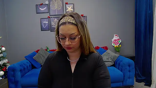 Katewalker  online show from 12/11/24, 08:39