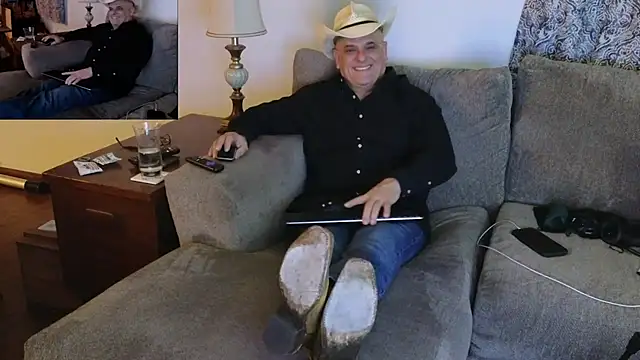 Foxhunt99 online show from 02/27/25, 03:47