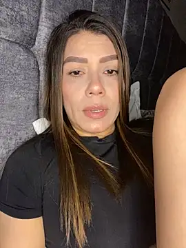 martina contreras online show from 11/12/25, 02:12