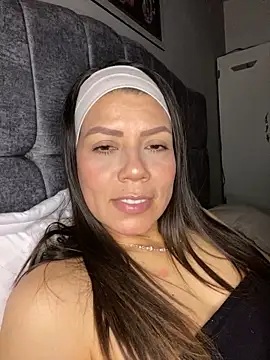 martina contreras online show from 02/09/26, 04:05