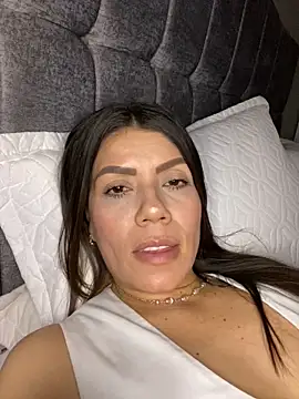 martina contreras online show from 03/06/26, 03:03