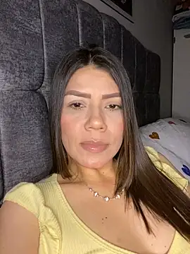 martina contreras online show from 04/08/26, 04:12